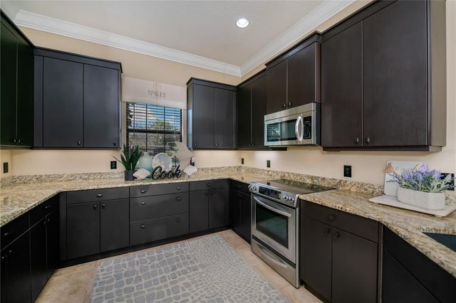 612 BARCELONA AVENUE, Venice, FL 34285