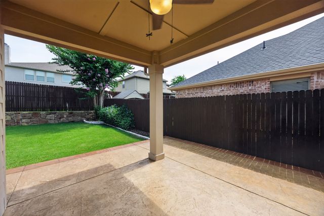 312 Blackhaw Drive, Fate, TX 75087