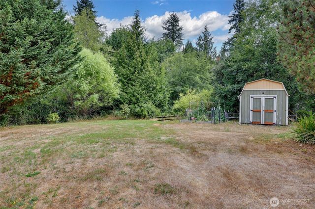7701 Beacon Place NE #103, Bremerton, WA 98311