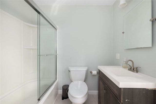 2136 Cranston Street, Cranston, RI 02920