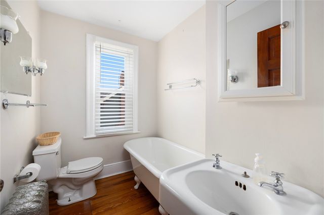 2136 Cranston Street, Cranston, RI 02920