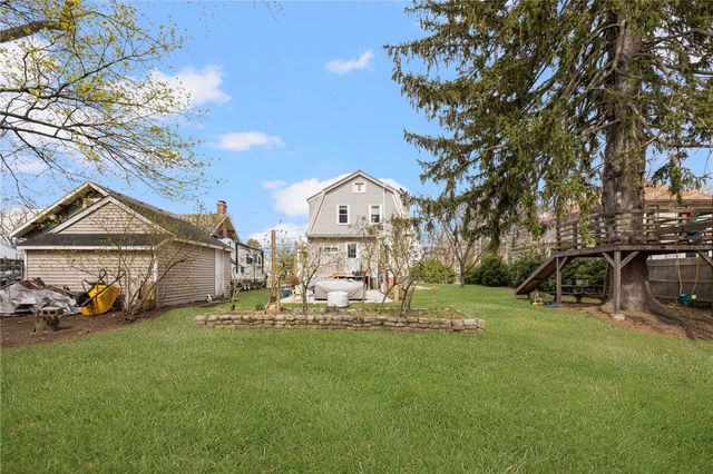 2136 Cranston Street, Cranston, RI 02920