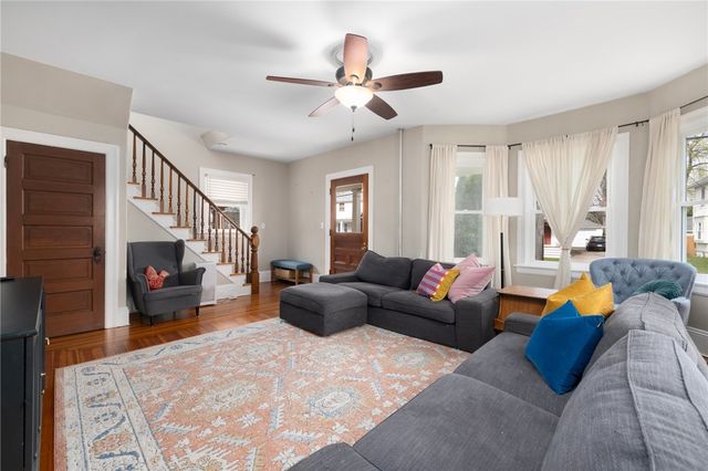 2136 Cranston Street, Cranston, RI 02920