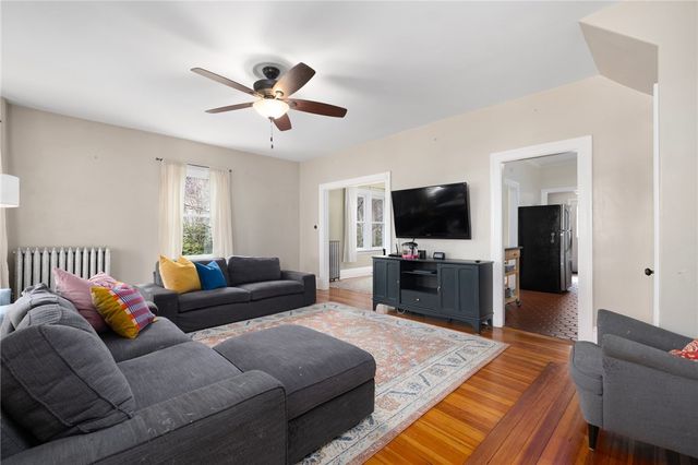 2136 Cranston Street, Cranston, RI 02920