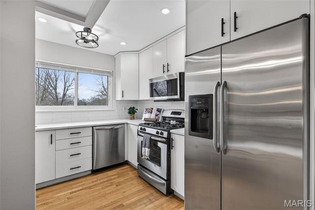 4 Sunnydays Court, St Charles, MO 63303