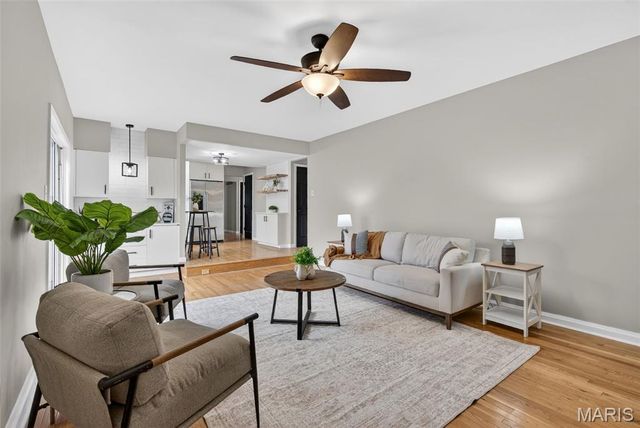 4 Sunnydays Court, St Charles, MO 63303