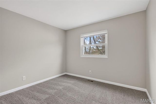 4 Sunnydays Court, St Charles, MO 63303