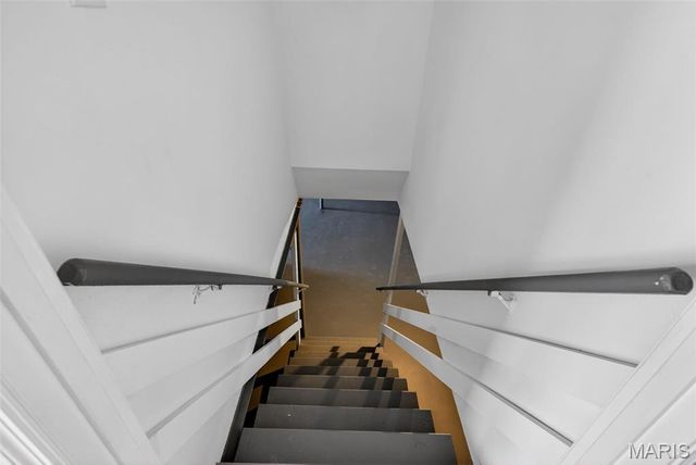 4 Sunnydays Court, St Charles, MO 63303