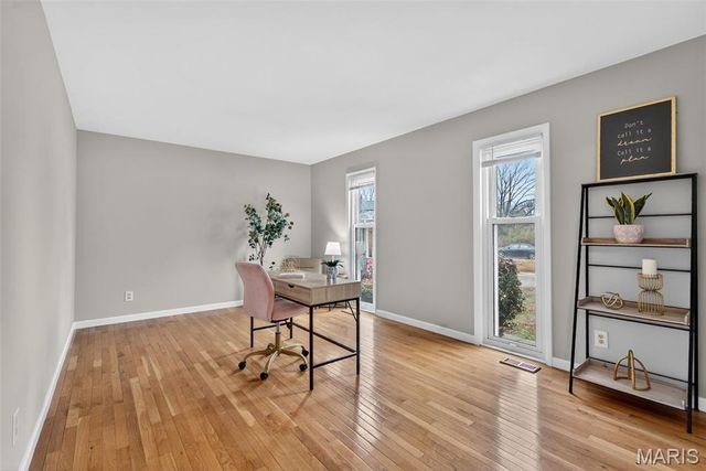 4 Sunnydays Court, St Charles, MO 63303