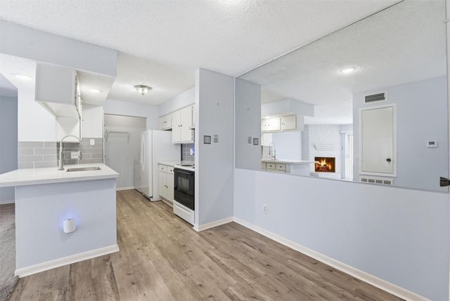 3919 Fairmont Parkway 227, Pasadena, TX 77504