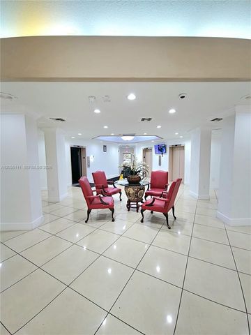 1300 NE Miami Gardens Drive 308E, Miami, FL 33179