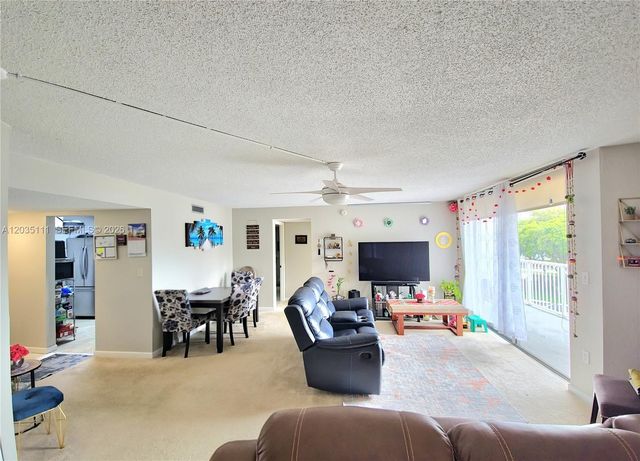 1300 NE Miami Gardens Drive 308E, Miami, FL 33179