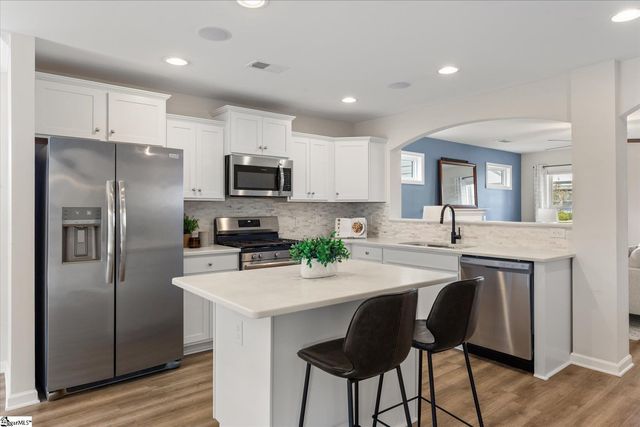 422 Icebow Road, Fountain Inn, SC 29644