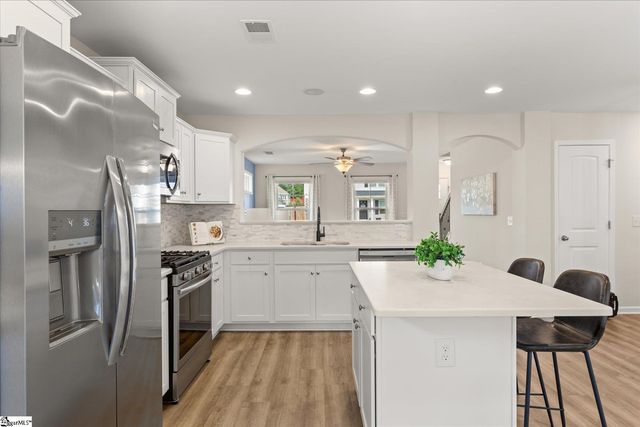 422 Icebow Road, Fountain Inn, SC 29644