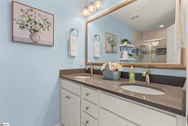 422 Icebow Road, Fountain Inn, SC 29644