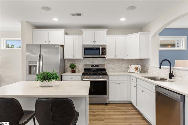 422 Icebow Road, Fountain Inn, SC 29644