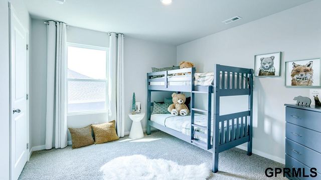 17024 Craig Street, Bennington, NE 68007