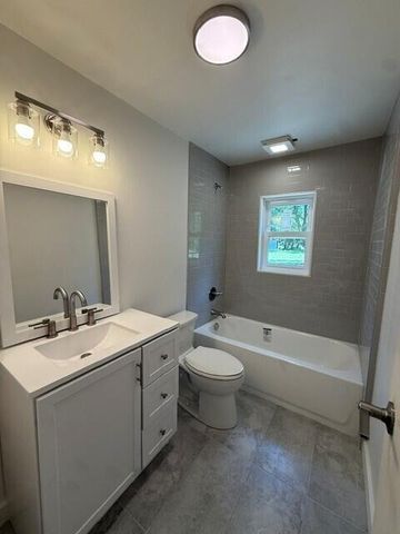 1314 Gardensgate Road, Eutawville, SC 29048