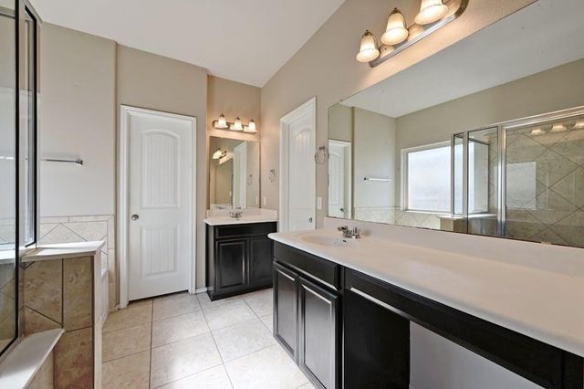 374 Wincliff DR, Buda, TX 78610