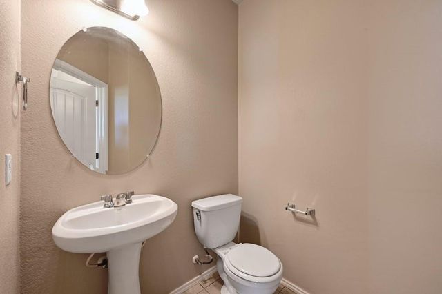 374 Wincliff DR, Buda, TX 78610