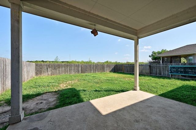 374 Wincliff DR, Buda, TX 78610