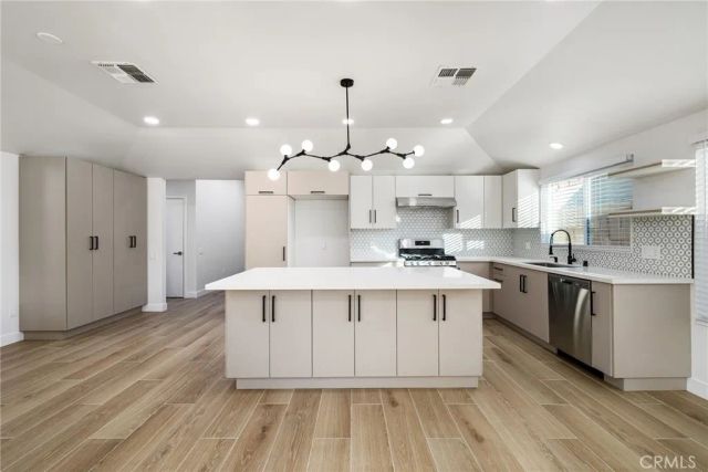 31225 Avenida Alvera, Cathedral City, CA 92234