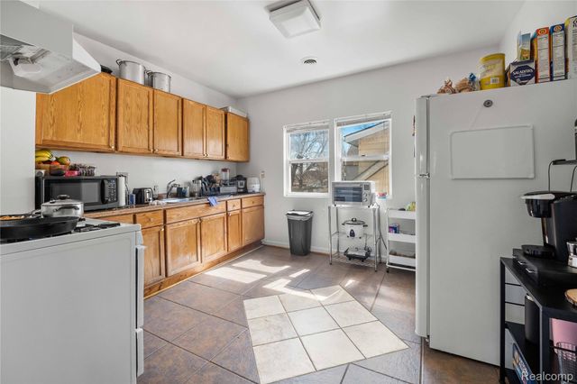 2344 Woodmere Street, Detroit, MI 48209