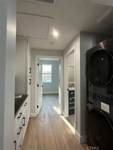 2039 Casa Grande Street, Pasadena, CA 91104