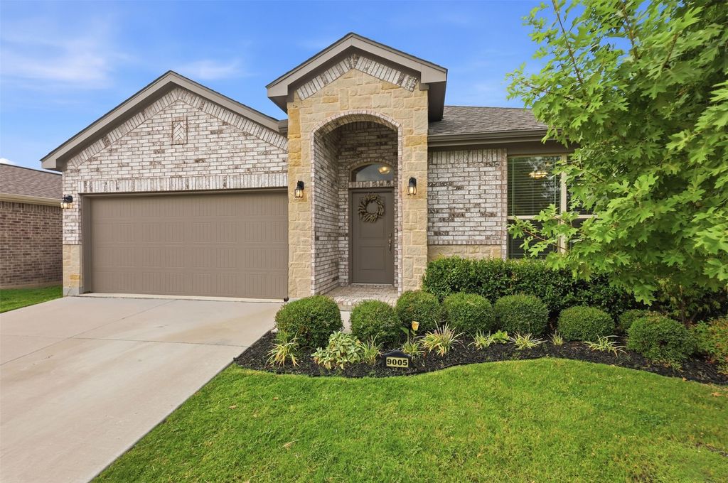 9005 Fescue Drive, Fort Worth, TX 76179 — photo 2