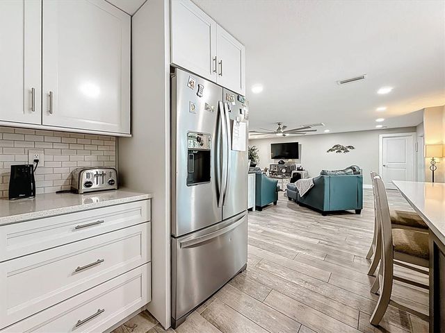 3828 48TH AVENUE S, St Petersburg, FL 33711