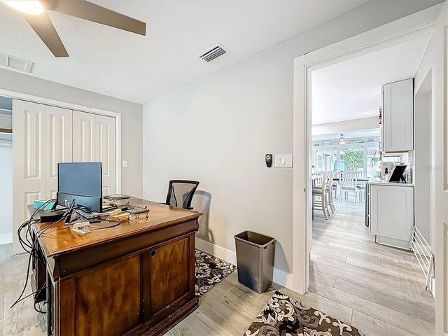 3828 48TH AVENUE S, St Petersburg, FL 33711