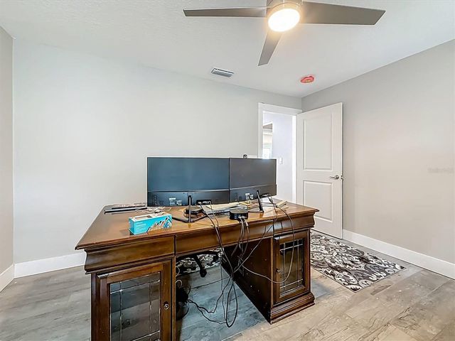 3828 48TH AVENUE S, St Petersburg, FL 33711