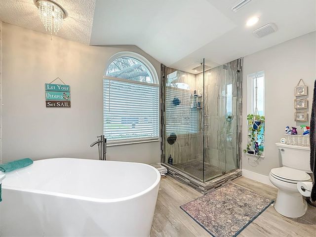 3828 48TH AVENUE S, St Petersburg, FL 33711