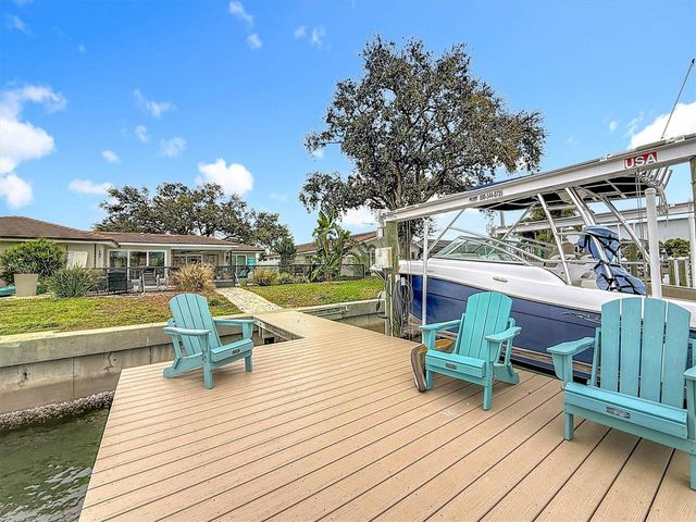 3828 48TH AVENUE S, St Petersburg, FL 33711