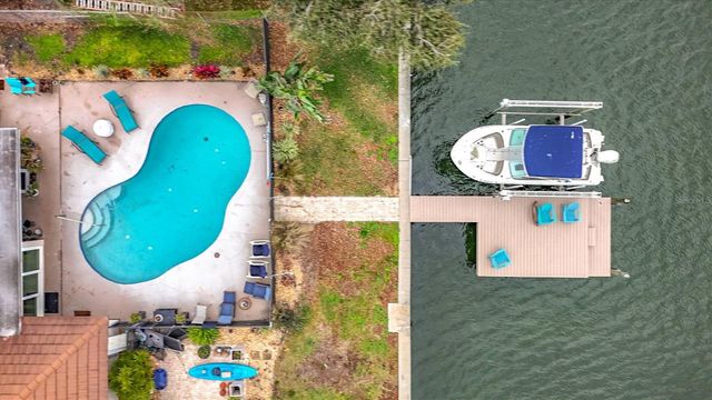 3828 48TH AVENUE S, St Petersburg, FL 33711