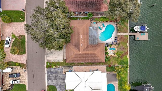 3828 48TH AVENUE S, St Petersburg, FL 33711