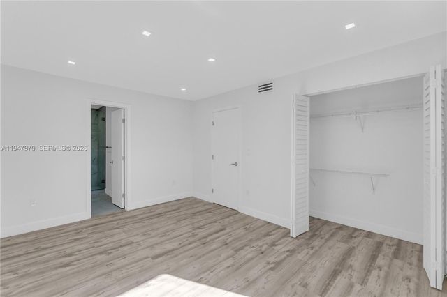 7925 Carlyle Ave 402, Miami Beach, FL 33141