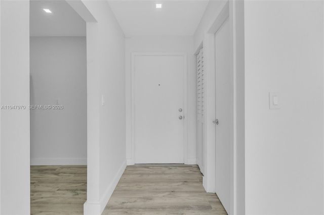 7925 Carlyle Ave 402, Miami Beach, FL 33141