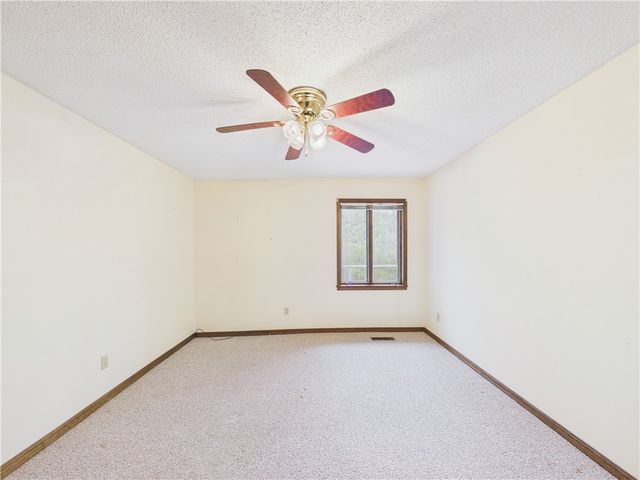 9 Ridgewell Lane, Bella Vista, AR 72715