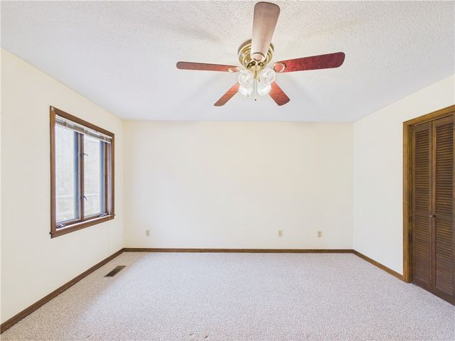 9 Ridgewell Lane, Bella Vista, AR 72715