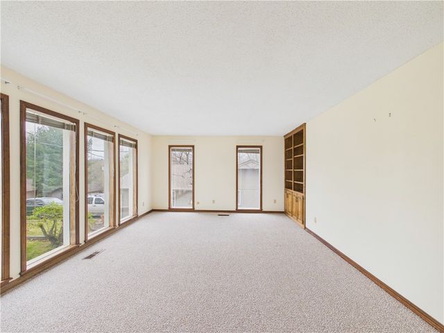 9 Ridgewell Lane, Bella Vista, AR 72715