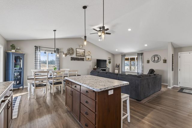 15264 292nd Avenue NW, Zimmerman, MN 55398