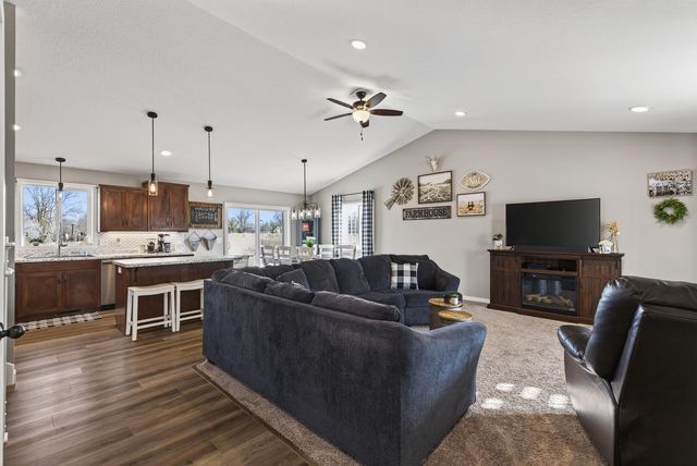 15264 292nd Avenue NW, Zimmerman, MN 55398