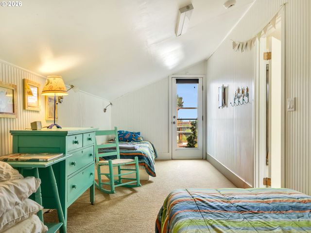 1768 N OCEAN Ave, Gearhart, OR 97138