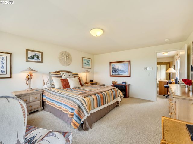 1768 N OCEAN Ave, Gearhart, OR 97138