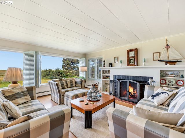 1768 N OCEAN Ave, Gearhart, OR 97138
