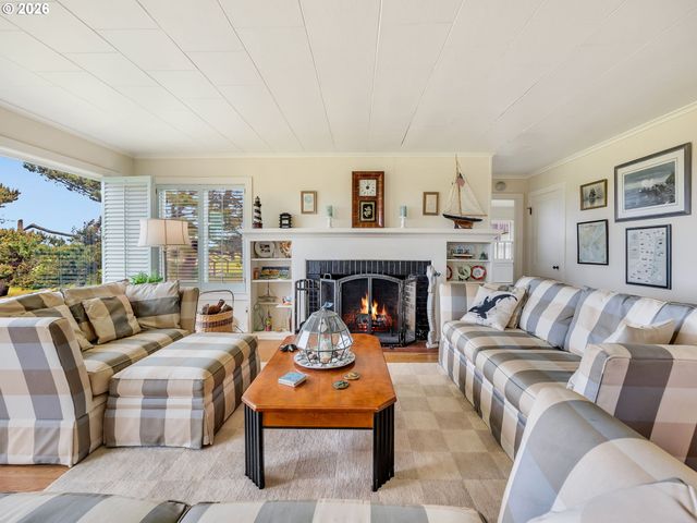 1768 N OCEAN Ave, Gearhart, OR 97138