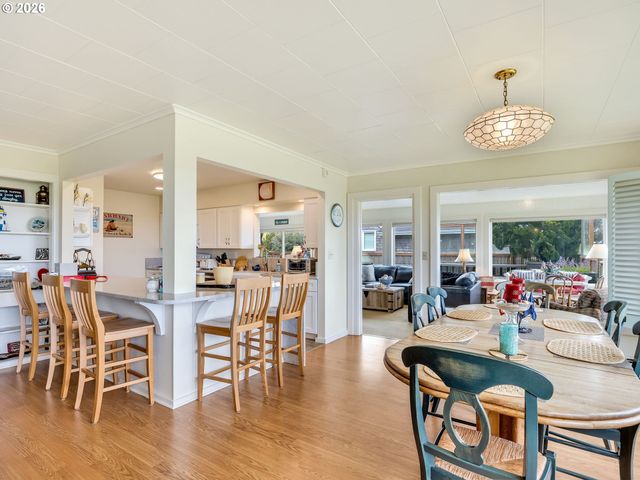 1768 N OCEAN Ave, Gearhart, OR 97138
