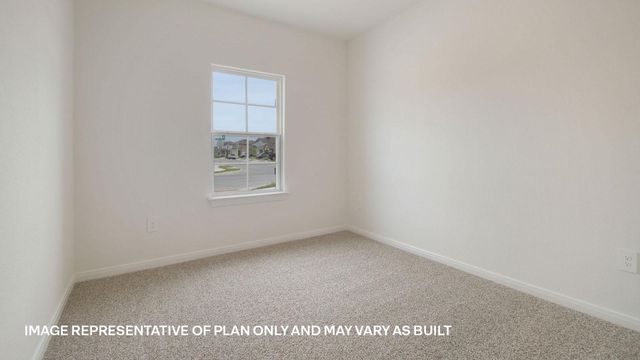 181 MUSTANG LAKE CIR, Buda, TX 78610