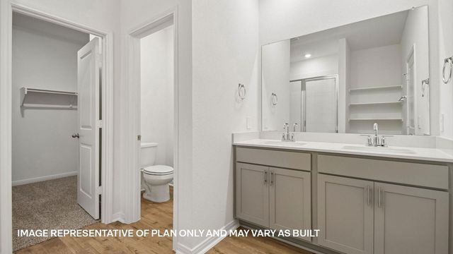 181 MUSTANG LAKE CIR, Buda, TX 78610